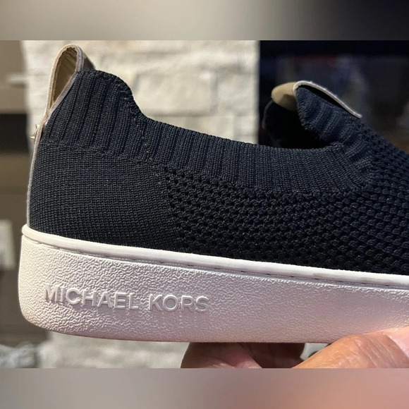 Michael Kors Slipon Logo Embossed size 6.5 textile upper and rubber sole - Picture 5 of 7